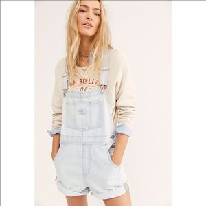 ⭐️ Levi’s VTG Vintage Fit Denim Shortalls Short Overalls Size Large
